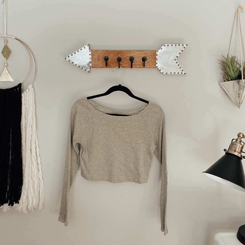Grey Long Sleeved Crop Top